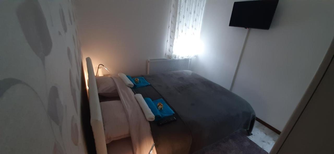 Koks Apartmans Subotica Esterno foto